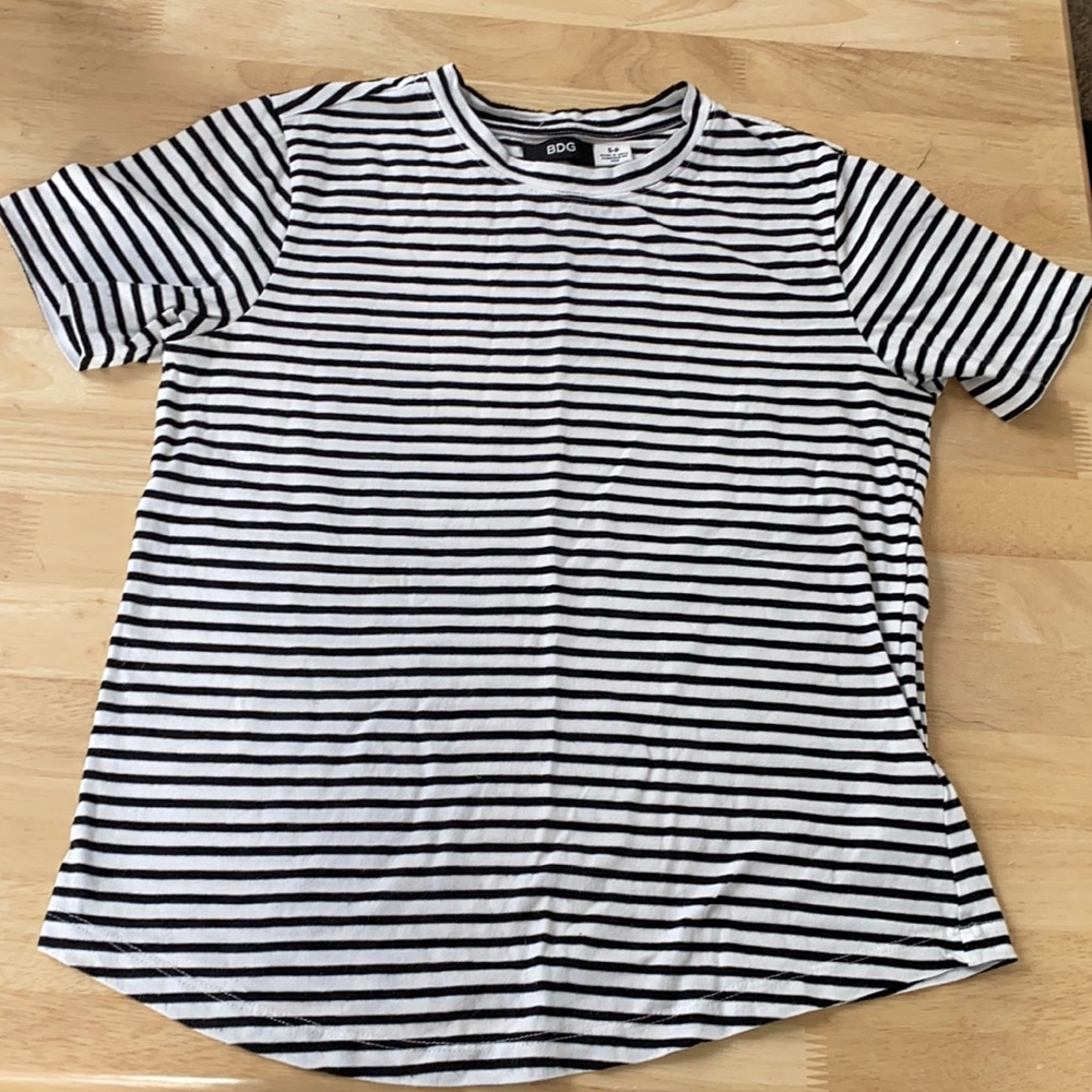 BDG Black & White Striped Tee Size Small